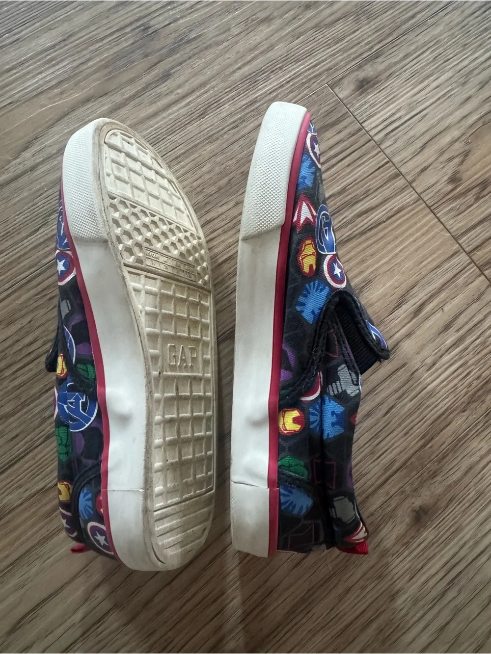 Gap Marvel Avengers Slip On Sneakers - Kids size 1 Y